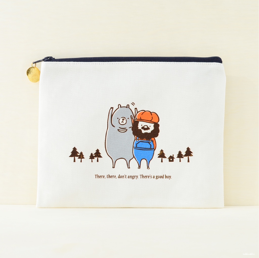 ポーチ：おじさんとクマ