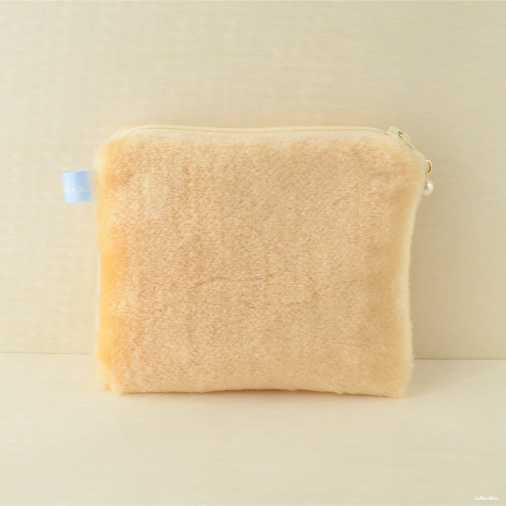 ふわふわおじさんポーチ