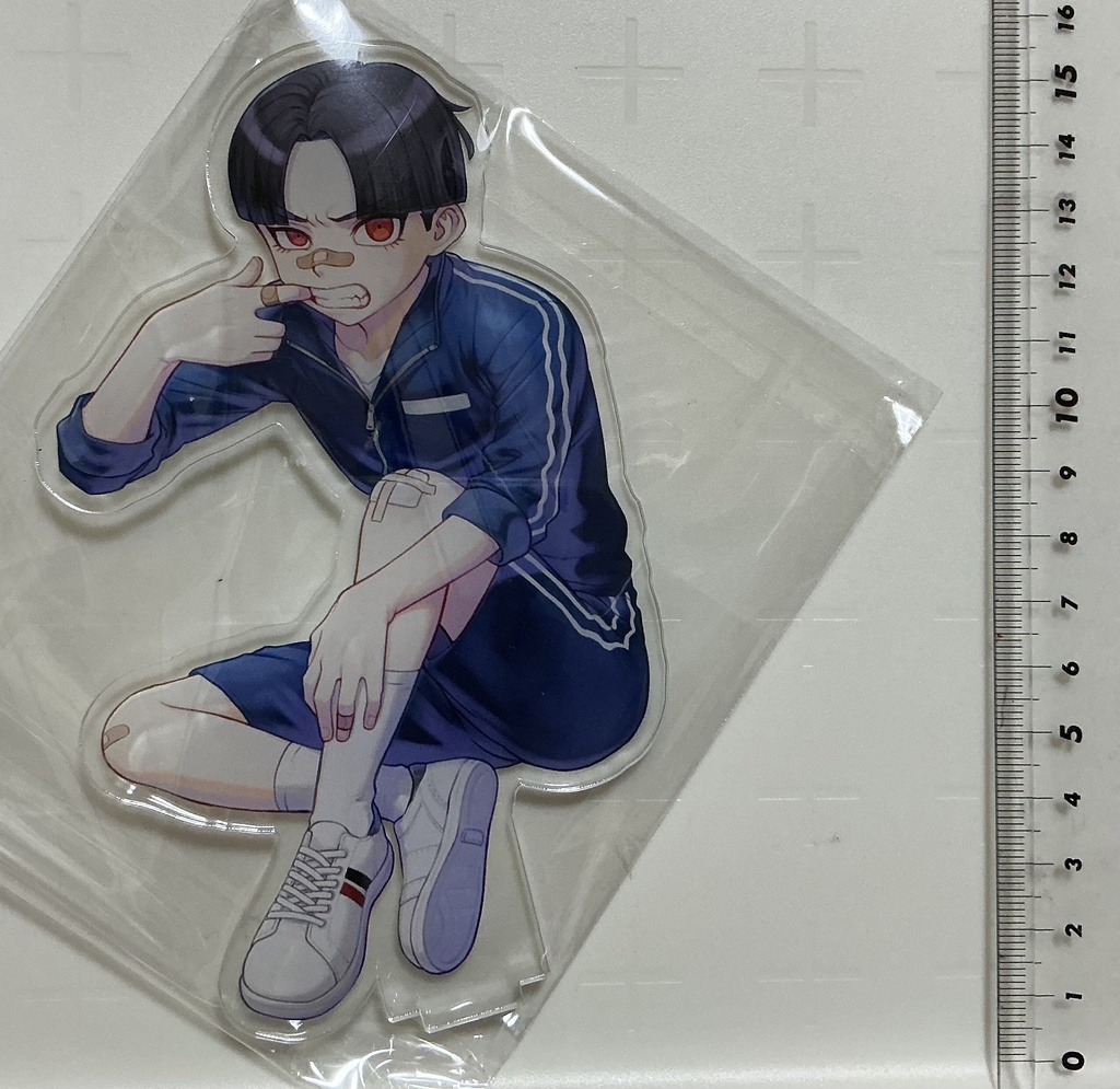 アクリルスタンド「ジャージと絆創膏楽くん」