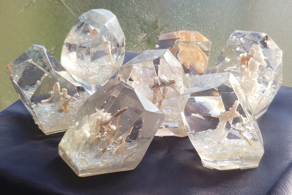 立体作品『人魚の庭園』シリーズ