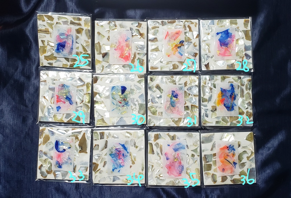 プラ板アート【石に座る光】44パターン