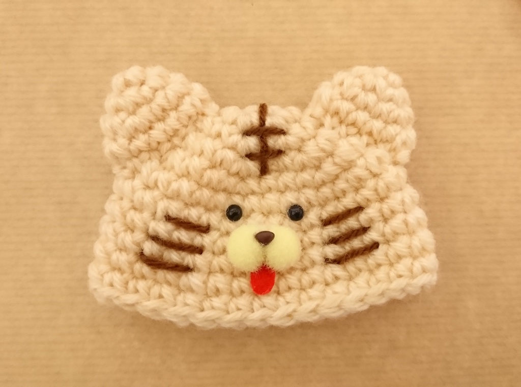 ブサ猫のニット帽