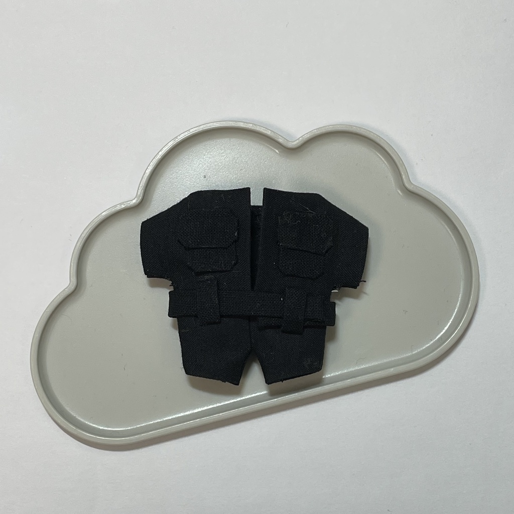 【6月】黒色つなぎ【なりきり】