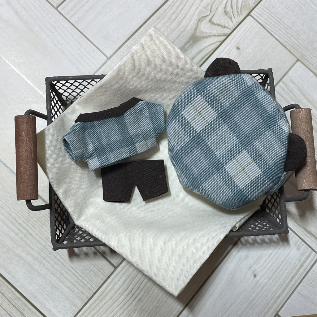 【4月】ミントくまちゃんの制服