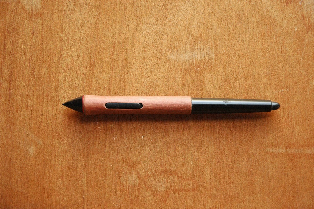 マニルカラ 《葉車堂 木製グリップ PRO 世界の銘木シリーズ》