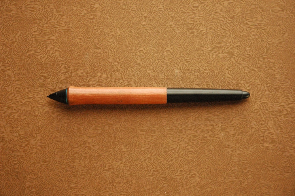 マニルカラ 《葉車堂 木製グリップ PRO 世界の銘木シリーズ》