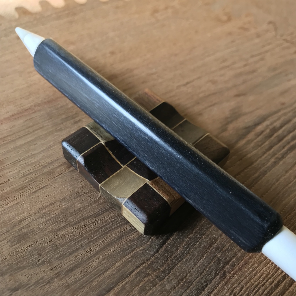 Apple Pencil用 標準径《絵仕事グリップ PRO 》   第1世代・第2世代用