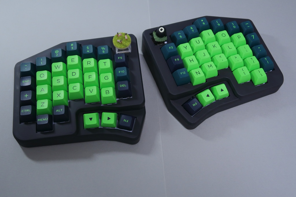 【販売終了】左右分離型自作キーボードキット - Timothy(チモシー)