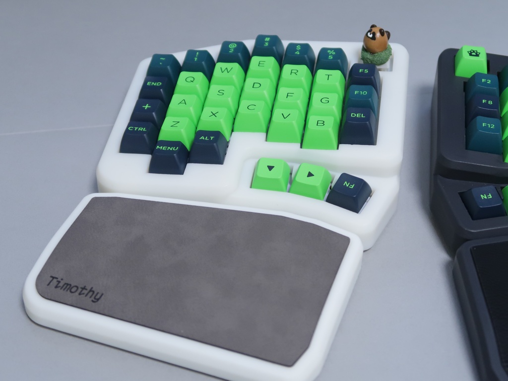 【販売終了】左右分離型自作キーボードキット - Timothy(チモシー)