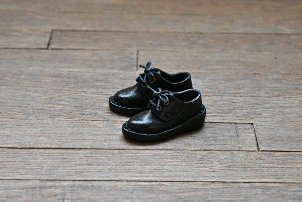 【オビツ11サイズ】ラウンドシューズ　黒