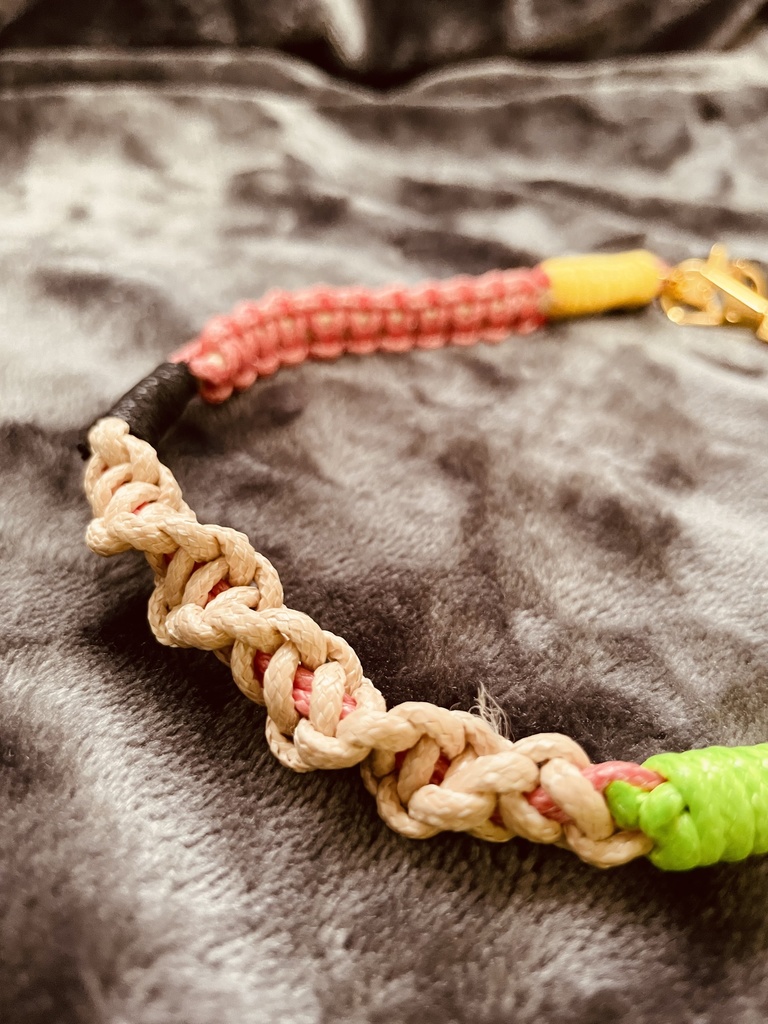 しゅりぺのハンドメイド　チャーム　キーホルダー