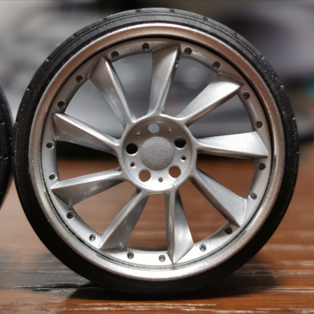 1/24 自作ホイール 20インチ LO-LM620R