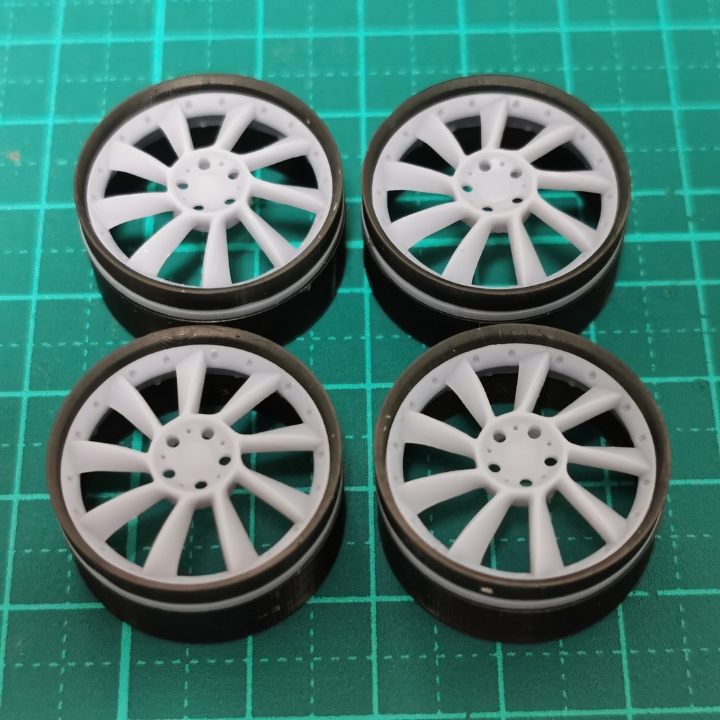 1/24 自作ホイール 20インチ LO-LM620R