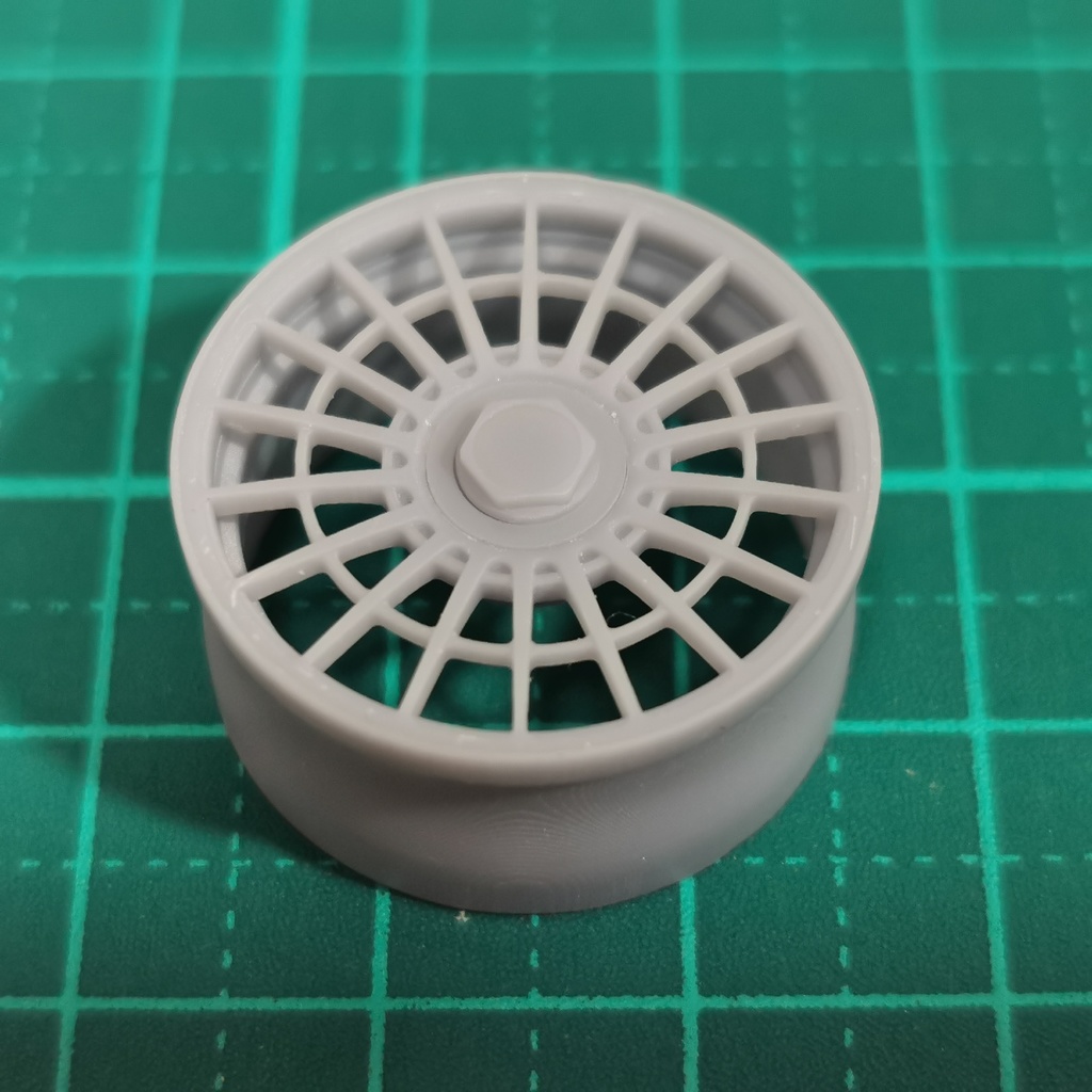 1/24 自作ホイール 19インチ RF-LASR19