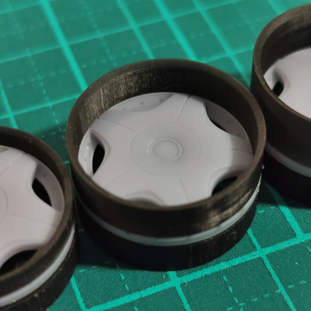 1/24 自作ホイール 18インチ W-ELVD18R