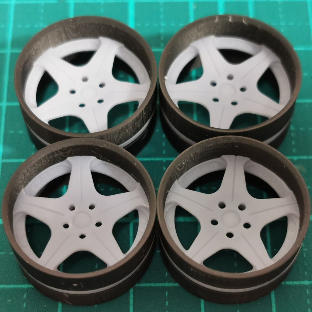 1/24 自作ホイール 18インチ SST-LHOD18R