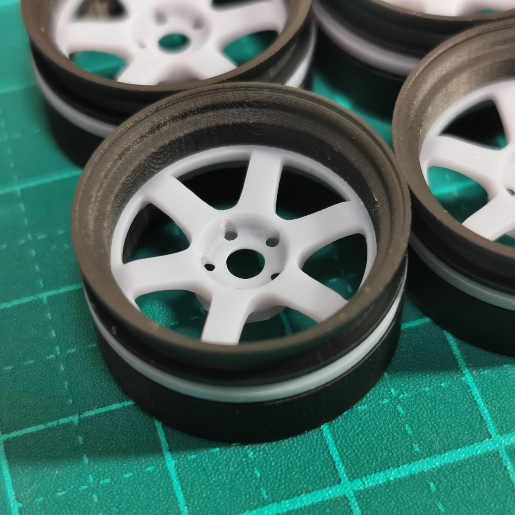 1/24 自作ホイール 18インチ R-37VSL18