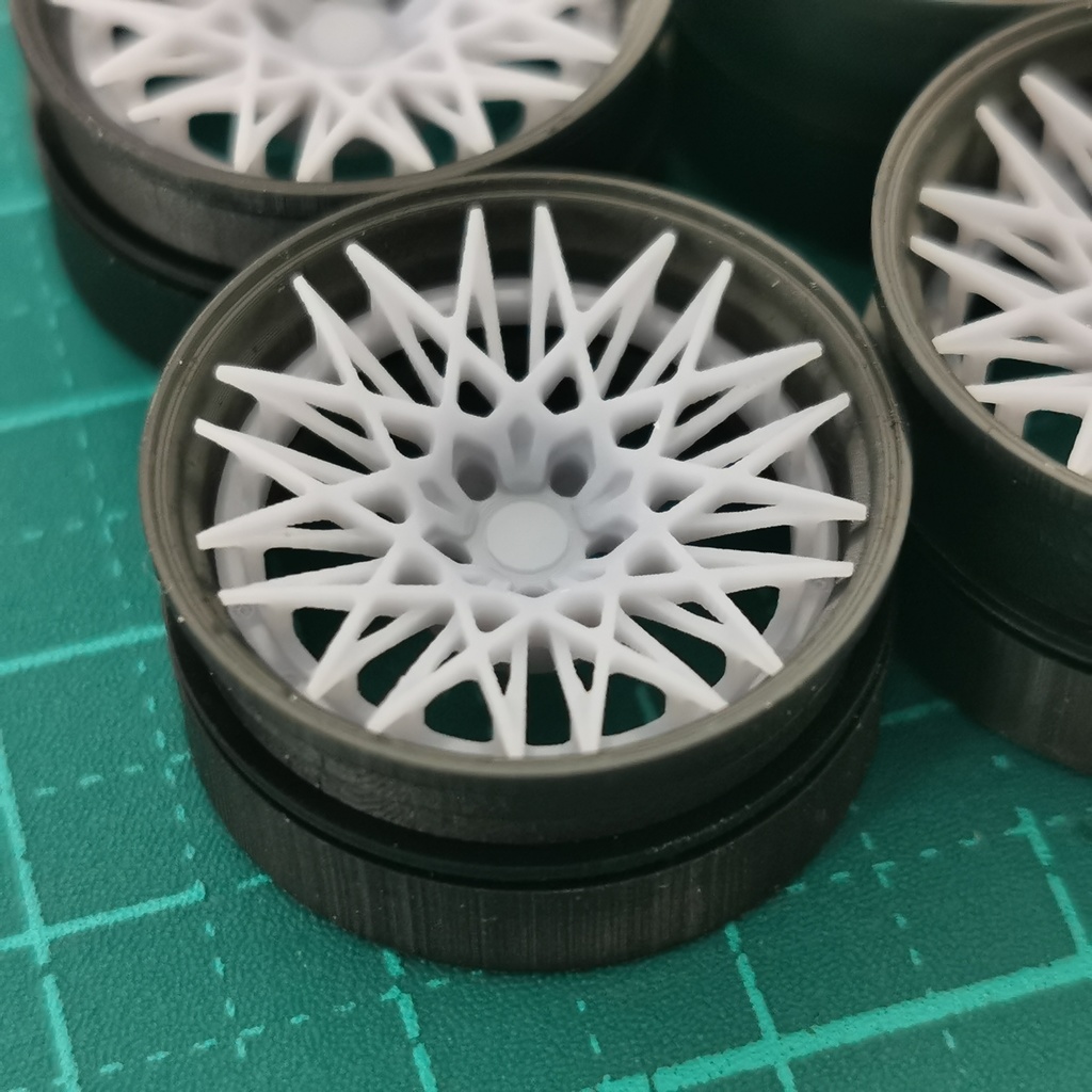 1/24 自作ホイール 19インチ RF-QLB19