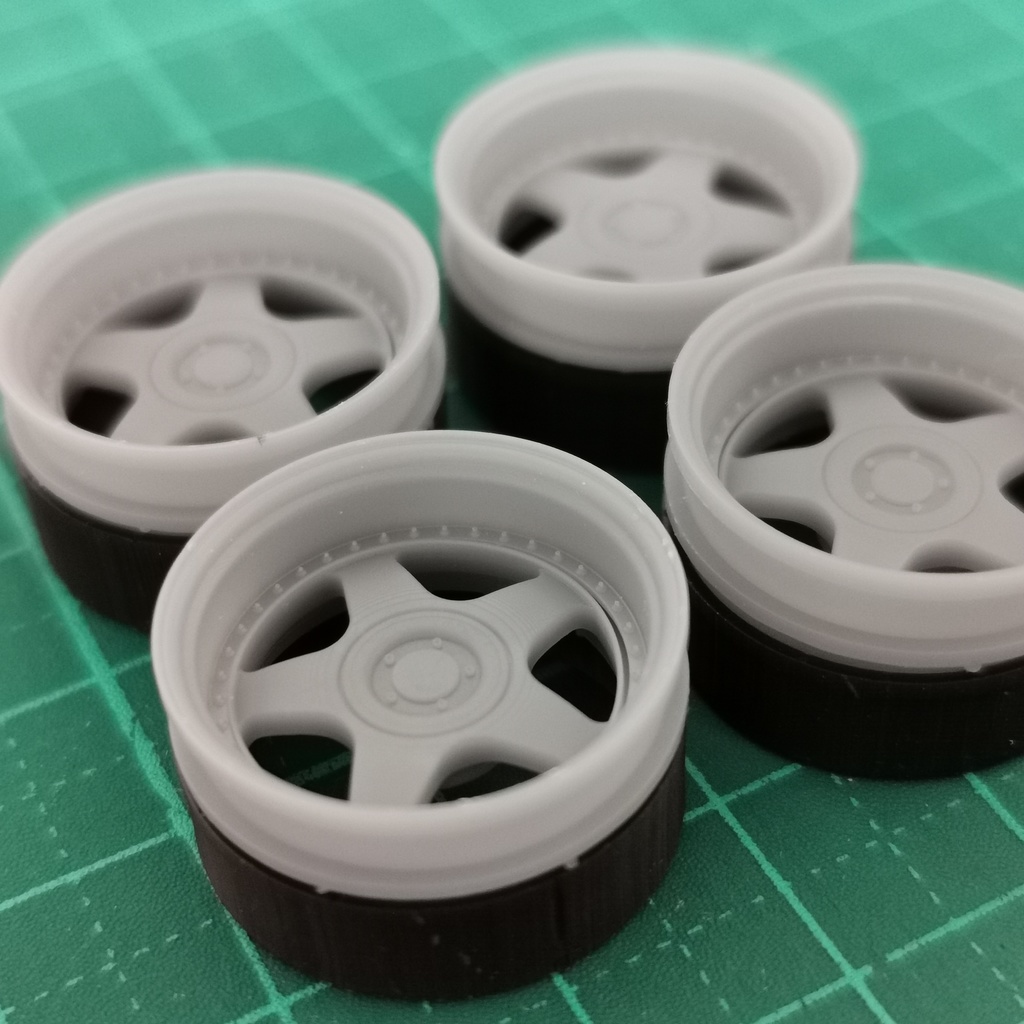 1/24 自作ホイール 18インチ O-FUT18S-U40