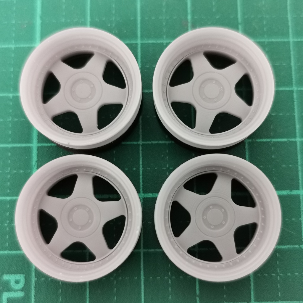 1/24 自作ホイール 18インチ O-FUT18S-U40