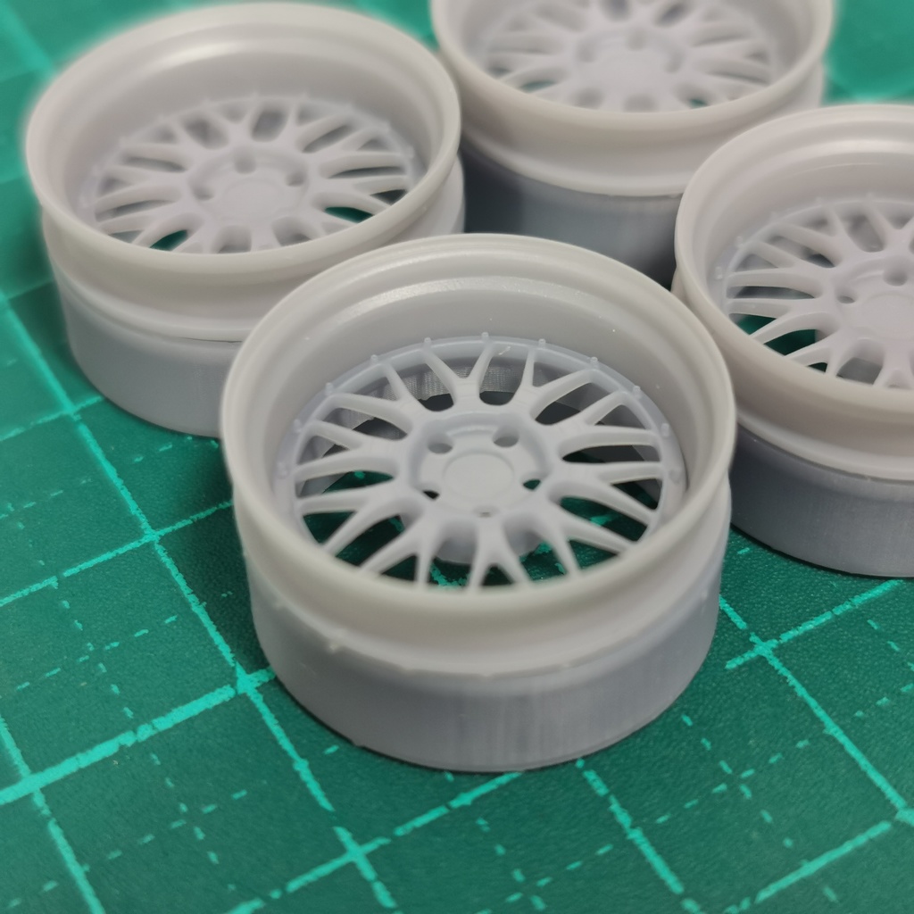 1/24 自作ホイール 18インチ B-LM18S