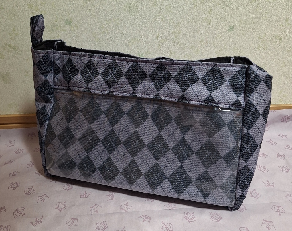 ビニールポケット付ショルダーバッグ【パープルアーガイル】