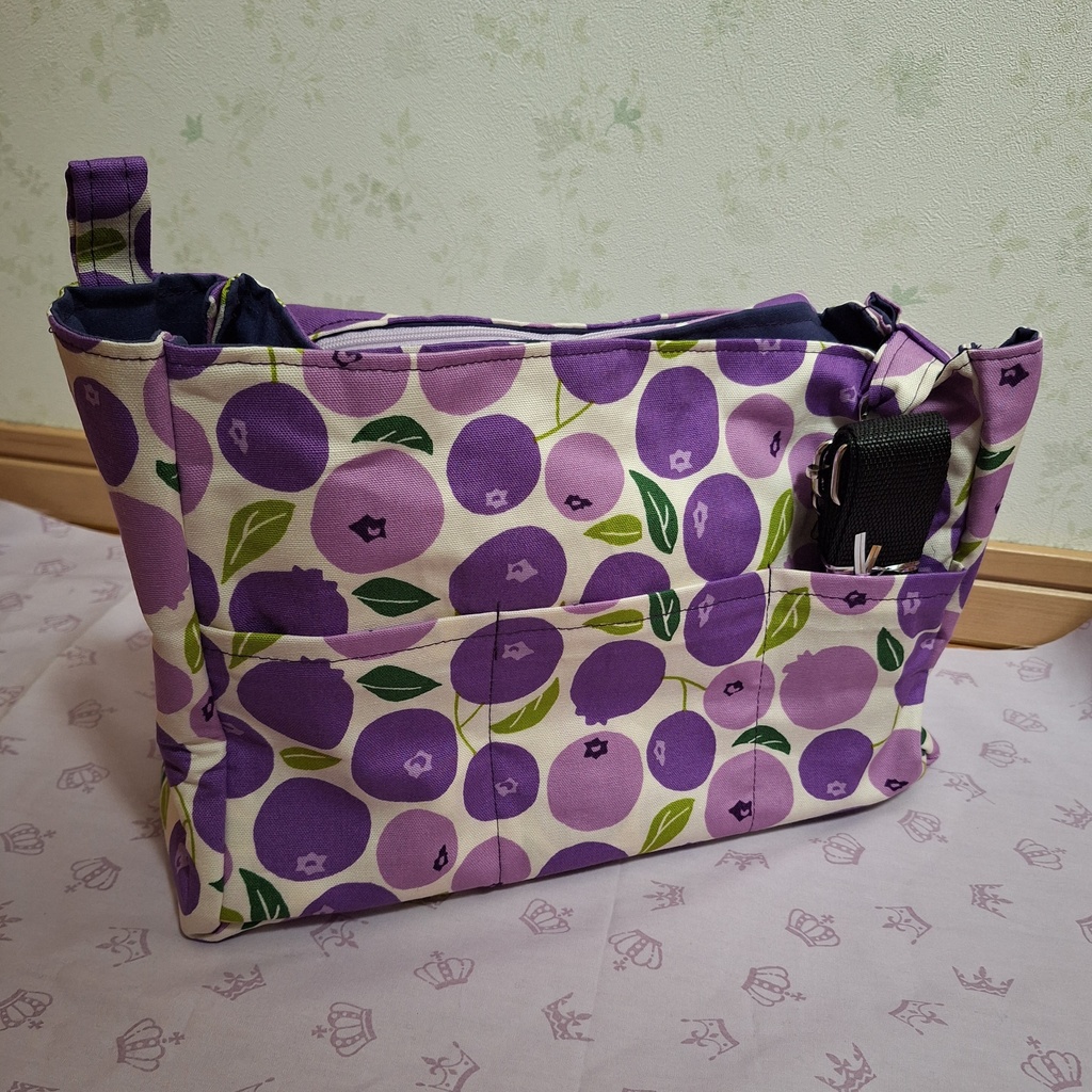 ぬいポーチ付ショルダーバッグ【パープルブルーベリー】