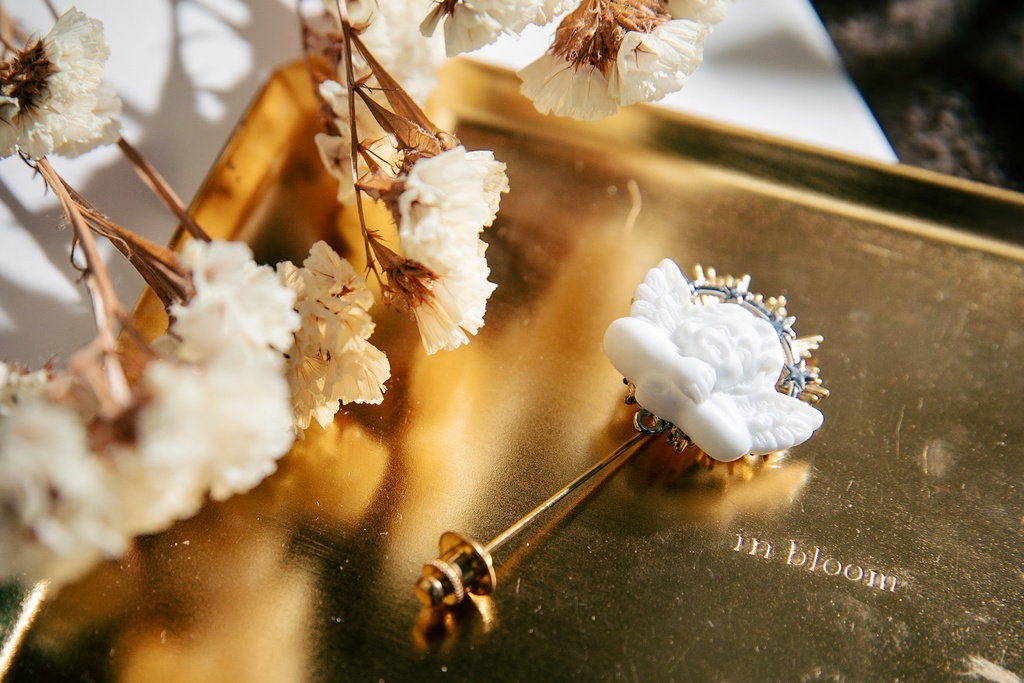 叶イメージラペルピン