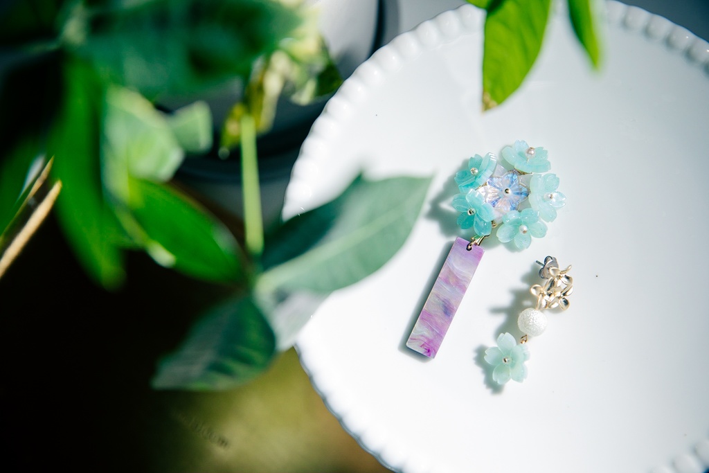 甲斐田晴イメージピアス