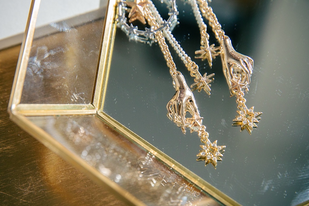 Geminids(ChroNoiR)イメージピアス