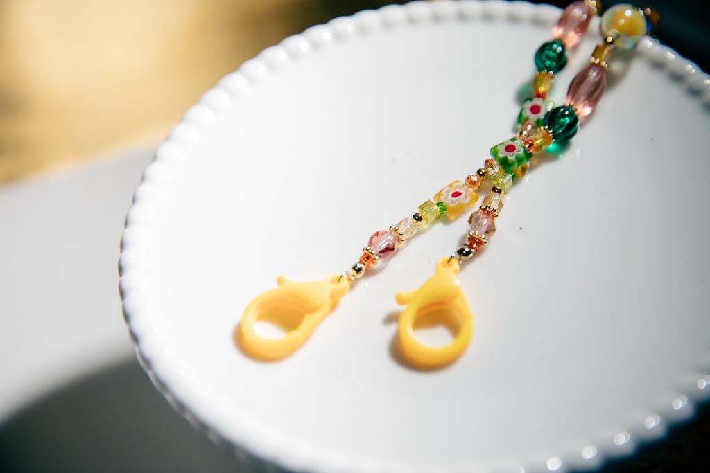 本間ひまわりイメージマスクチェーン