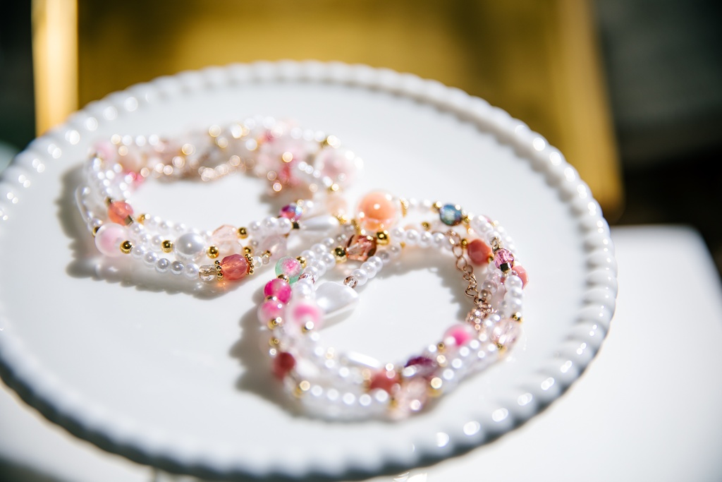 笹木咲・椎名唯香イメージネックレス