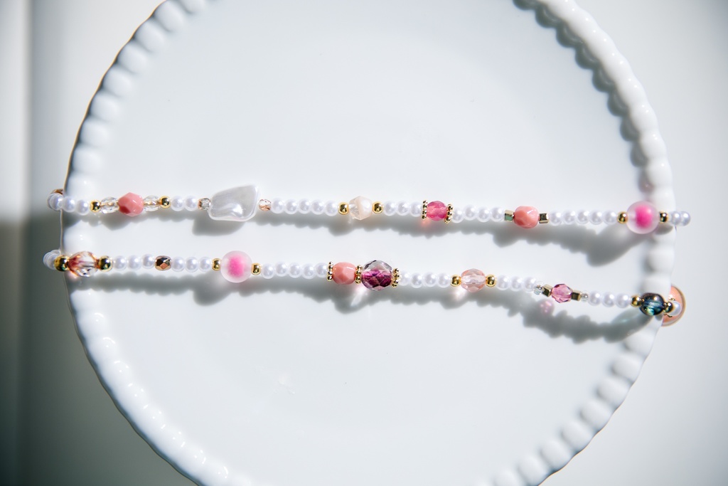 笹木咲・椎名唯香イメージネックレス