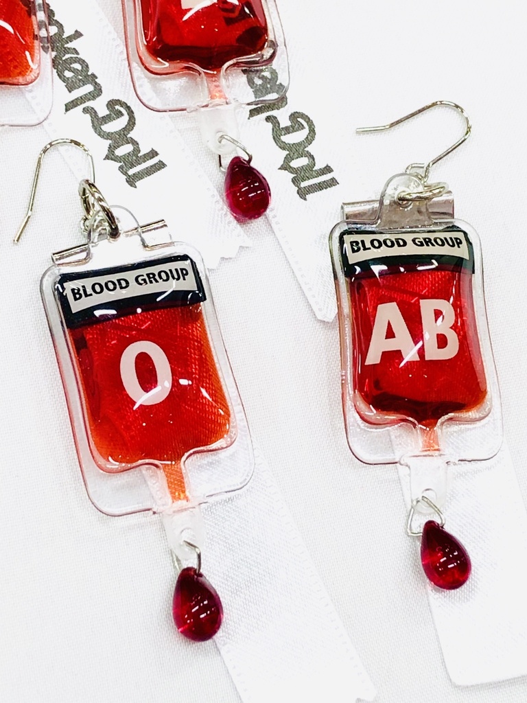 輸血イヤリング ペア売り