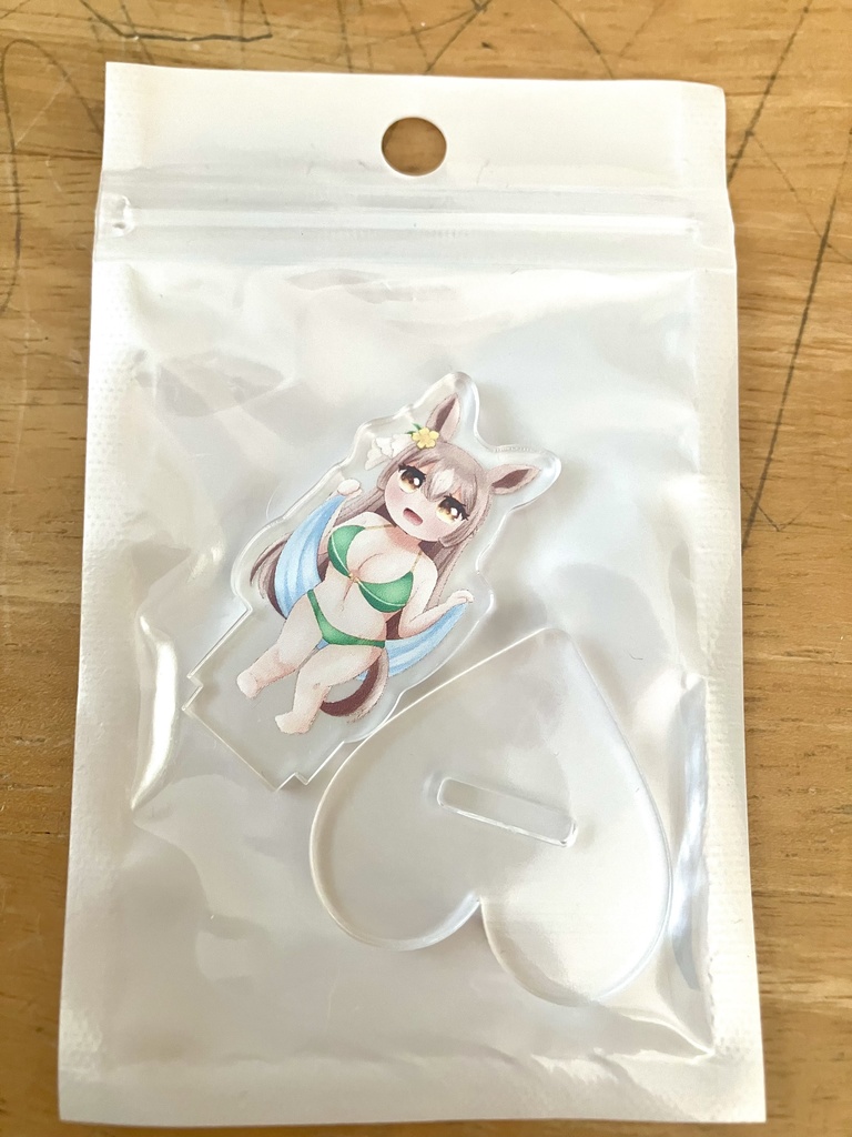 ダイヤちゃんアクリルスタンド(水着)