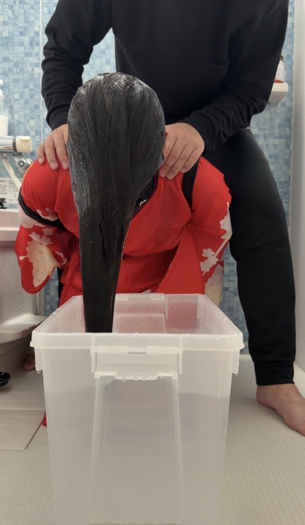(リクエスト)和服を着た後輩ちゃんを長時間何度も水責めしてみた(正面アングル)15:34