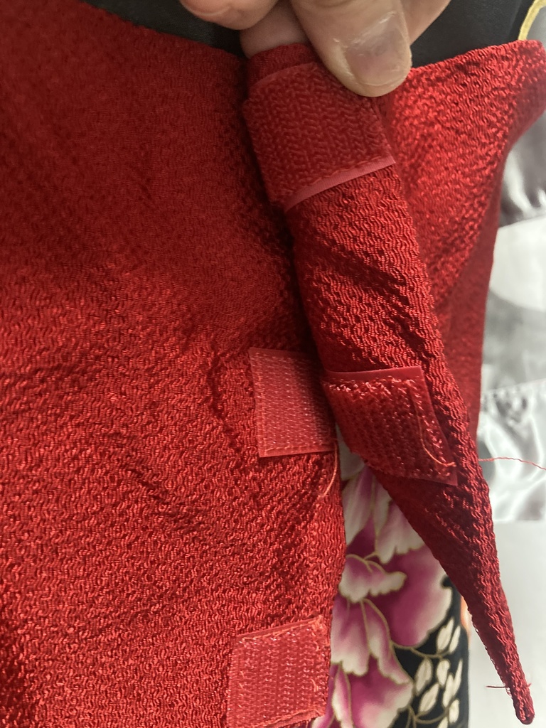 ブラックスター モクレン 2022正月衣裝「白蛇の化身」