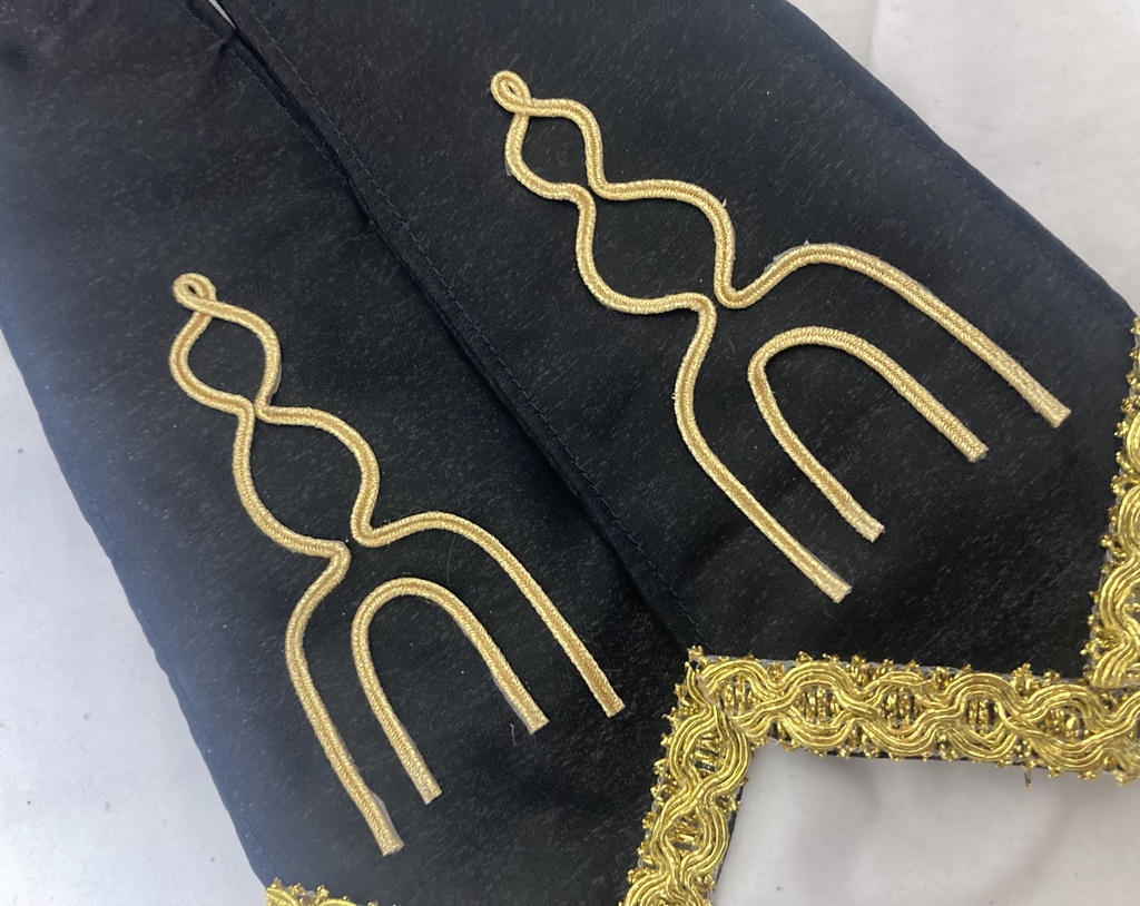 ブラックスター モクレン 2022正月衣裝「白蛇の化身」