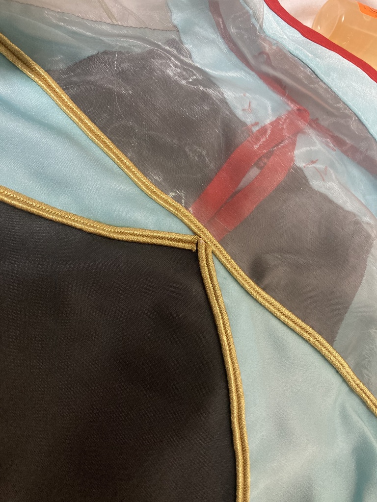 ブラックスター モクレン 2022正月衣裝「白蛇の化身」