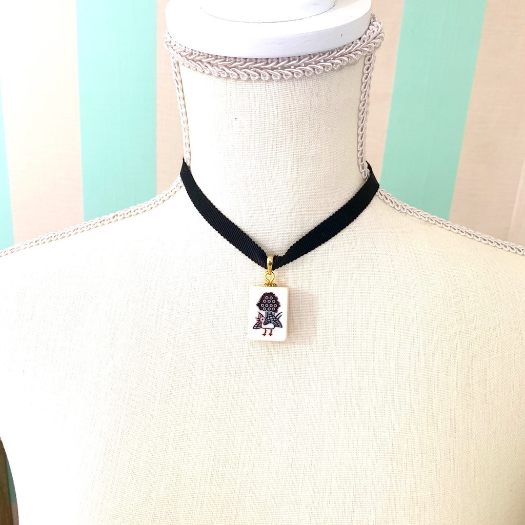 有栖川帝統イメージ:麻雀牌チョーカー