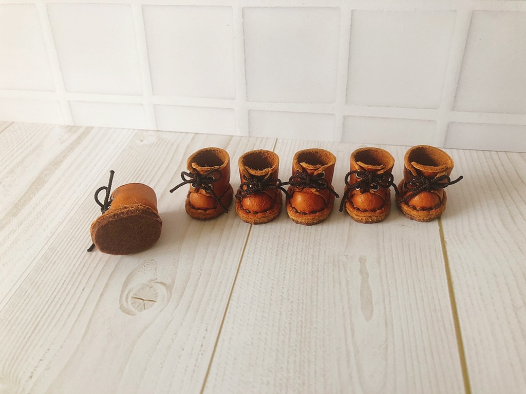 ショートブーツ・キャメル