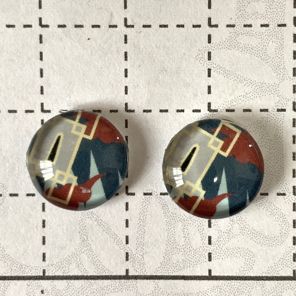 ★55鬼滅の刃★小ぶり♪ガラスカボション一粒スタッドピアス イヤリング 時透無一郎 ときとうむいちろう
