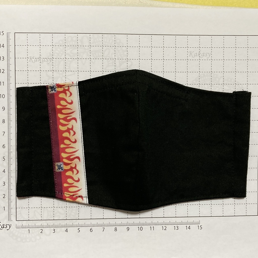 CCハンドメイドマスク 立体 黒 ブラック 鬼滅の刃 煉獄杏寿郎 れんごくきょうじゅろう 子ども小学校高学年～大人女性 ノーズワイヤーあり マスクゴム付き