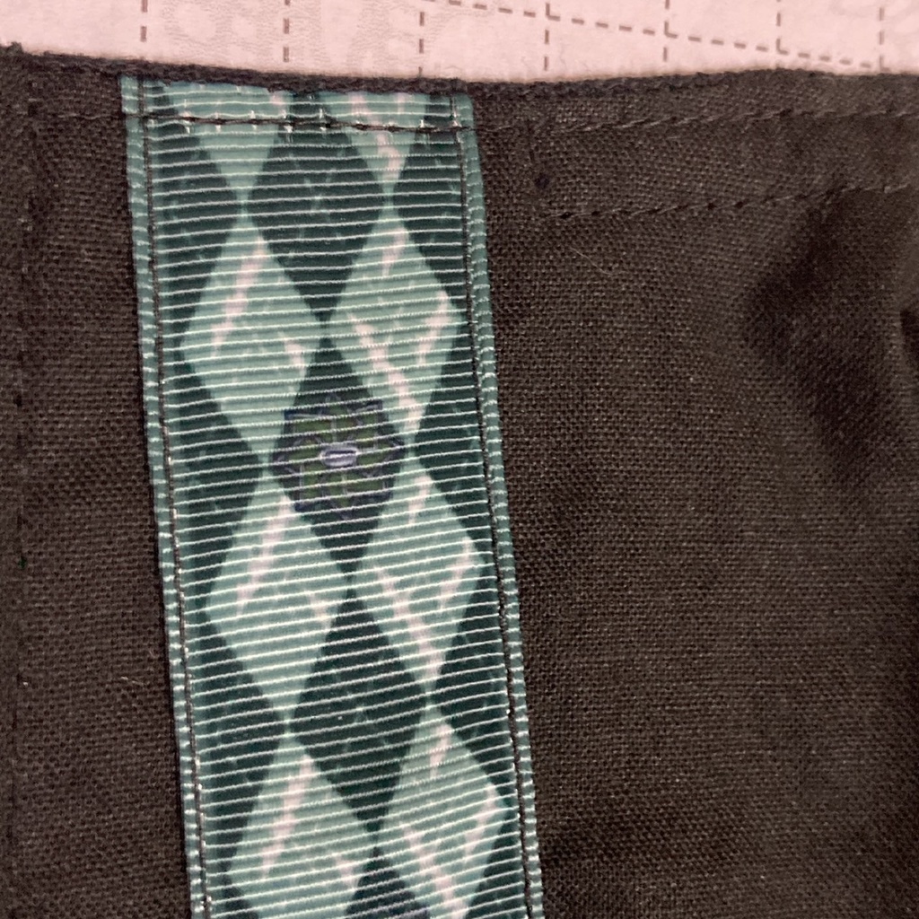 FFハンドメイドマスク 立体 黒 ブラック 鬼滅の刃 不死川実弥 しなずがわさねみ 子ども小学校高学年~大人女性 ノーズワイヤーあり