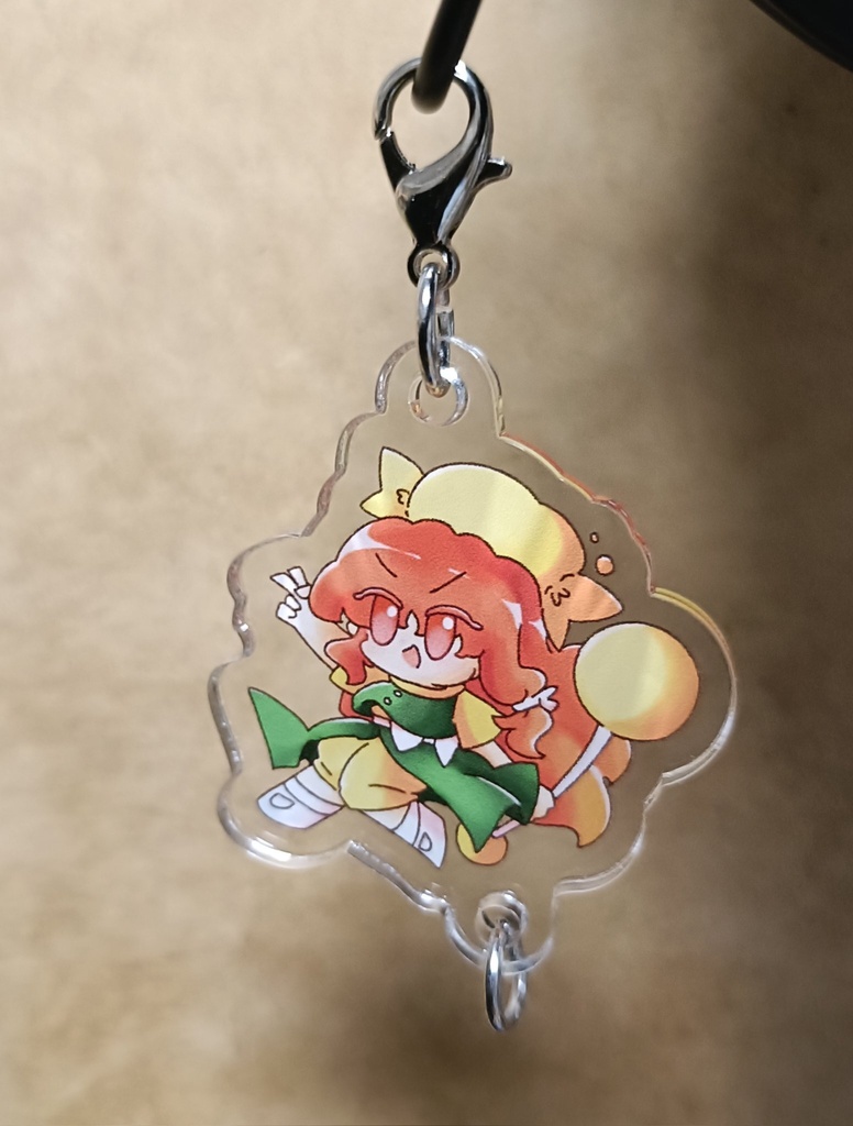 オレンジつながるアクリルキーホルダー