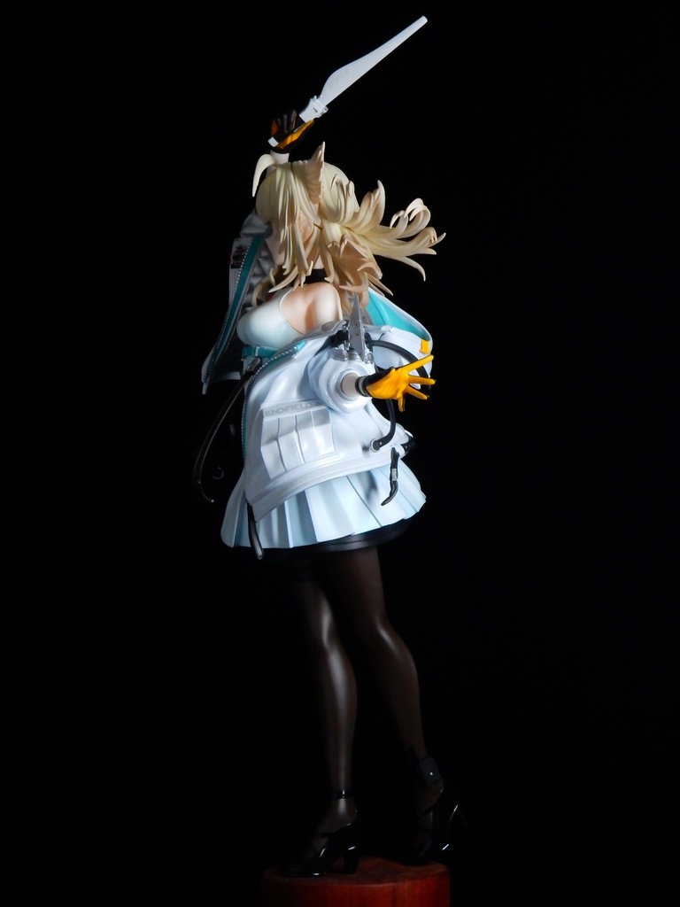 ペリカ 1/7ガレージキット