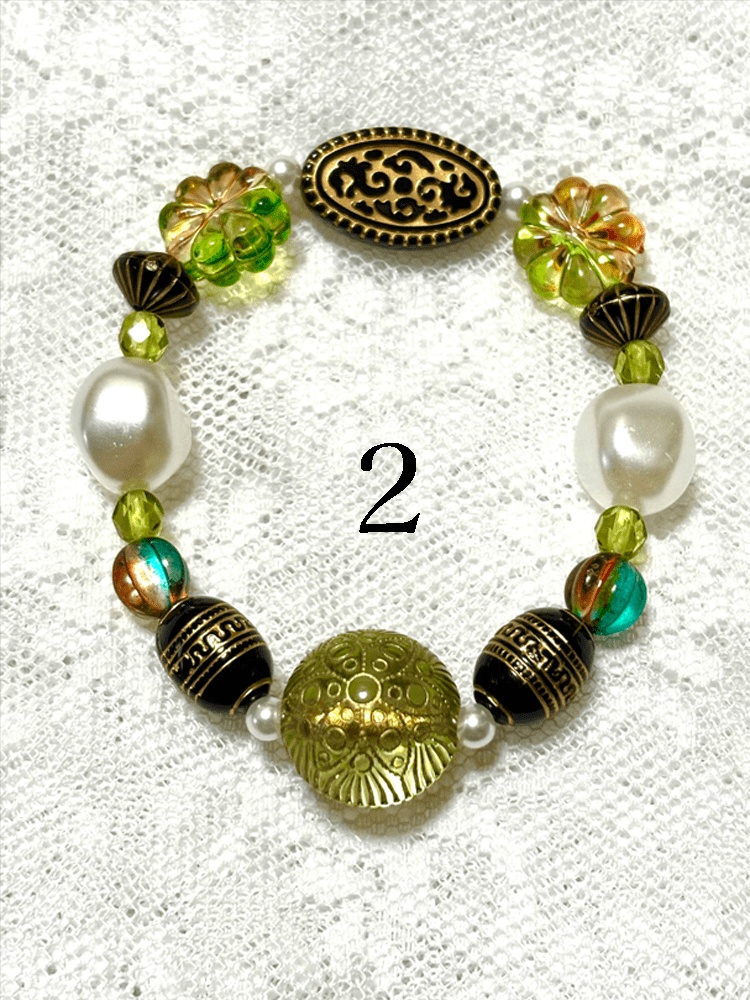 緑のブレスレット