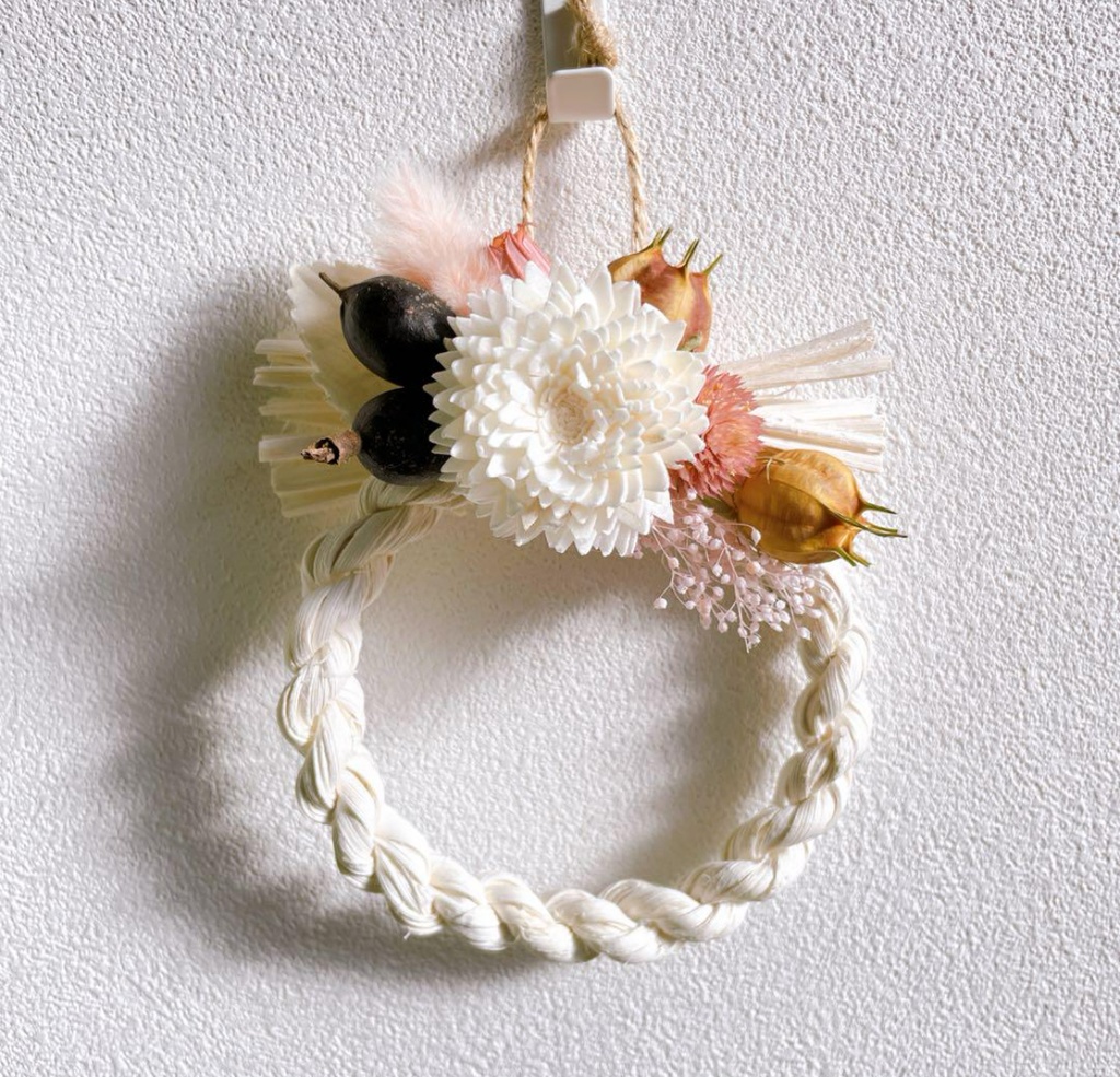 ミニチュアしめ縄飾りピンク