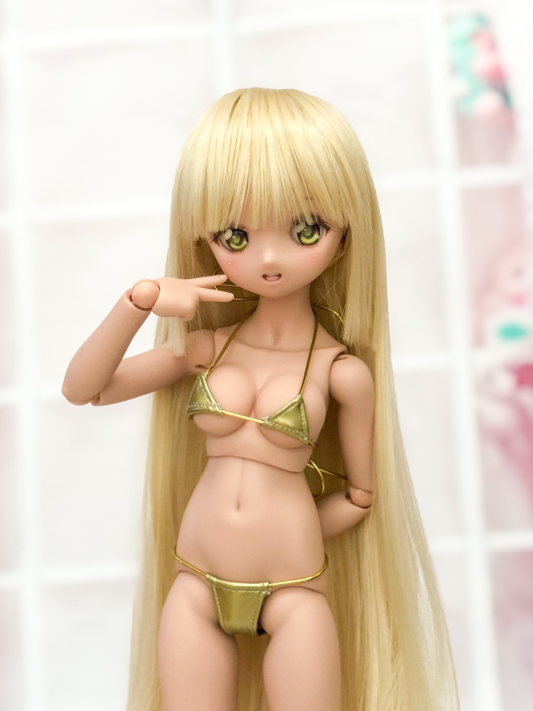 HENTAIマイクロビキニ