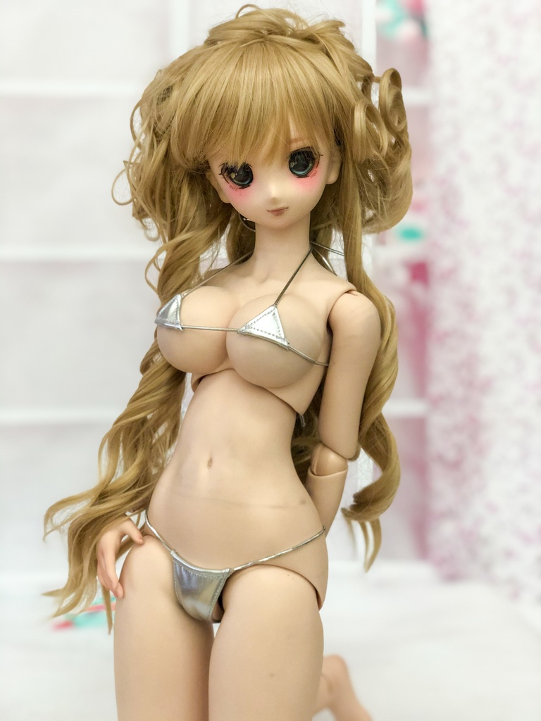 HENTAIマイクロビキニ